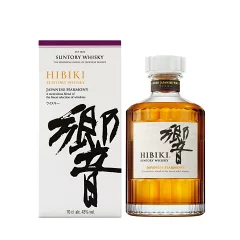 響 JAPANESE HARMONYのボトルと外箱。販売店の提供画像
